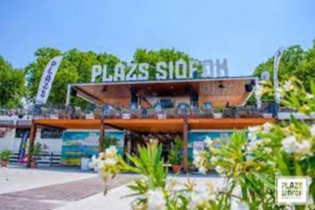 Apartamento Lido di SIÓFOK - ARANYPART - MINDEN 1 PERCRE! Exterior foto